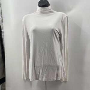 1.5.26 Practical White Long Sleeve Turtleneck Top